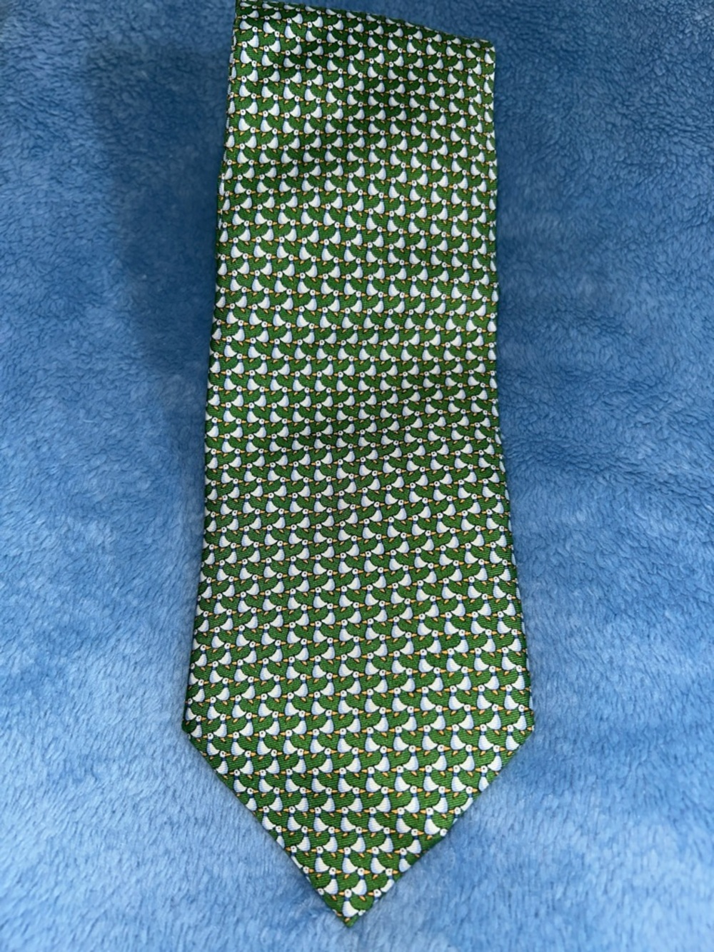 Jos A Bank Green Patterned Duck Silk Tie